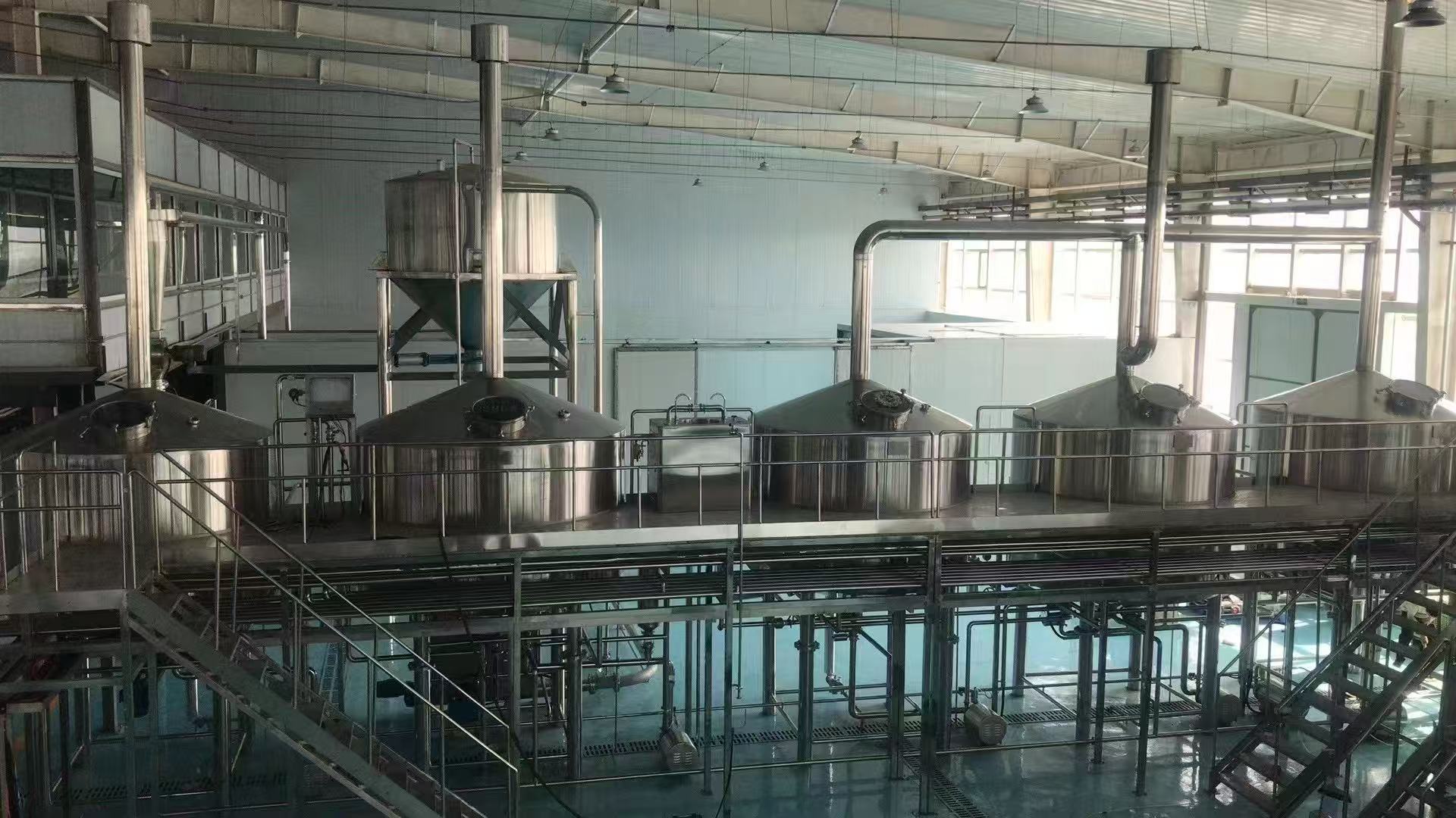 鹿寨精酿啤酒设备厂—精酿啤酒设备主要生产工艺与核心技术